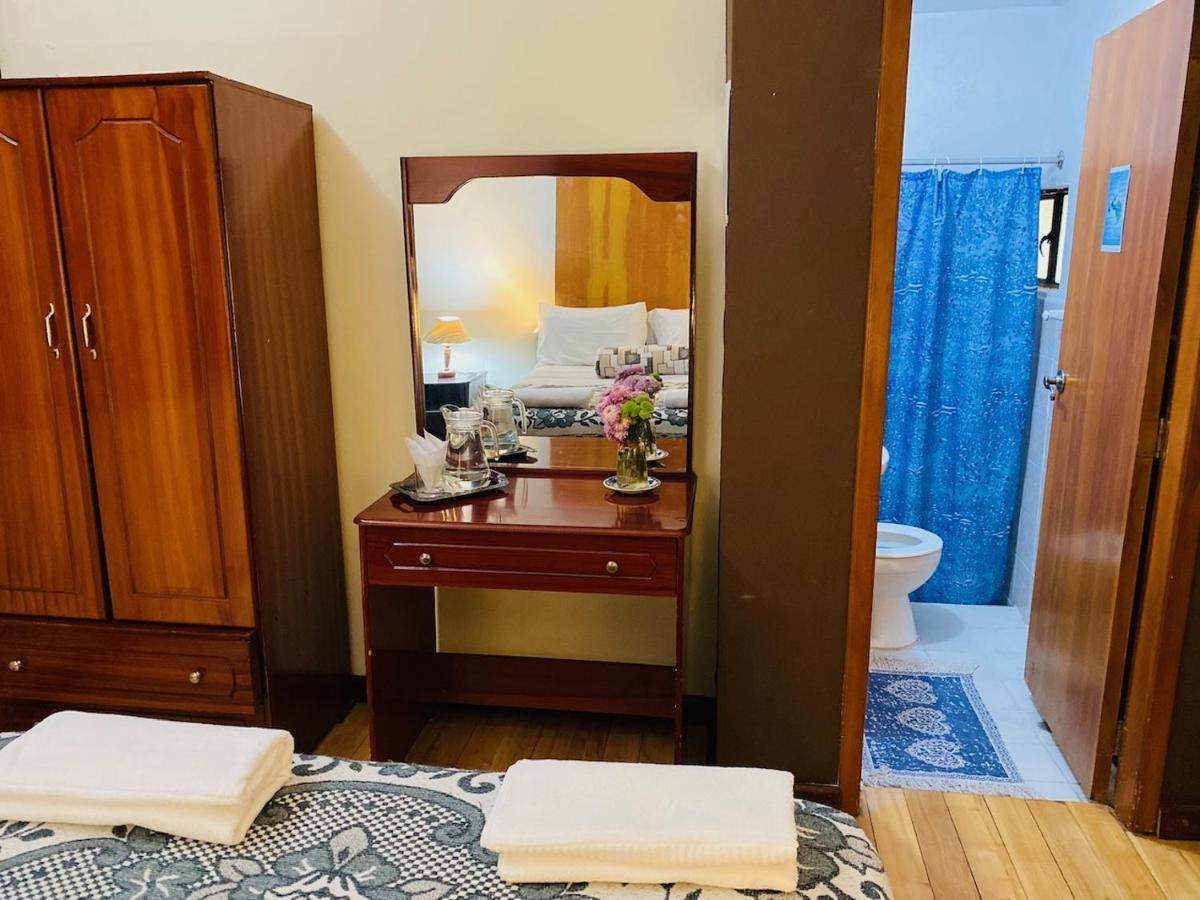 Casa Franciscana Quito Bagian luar foto