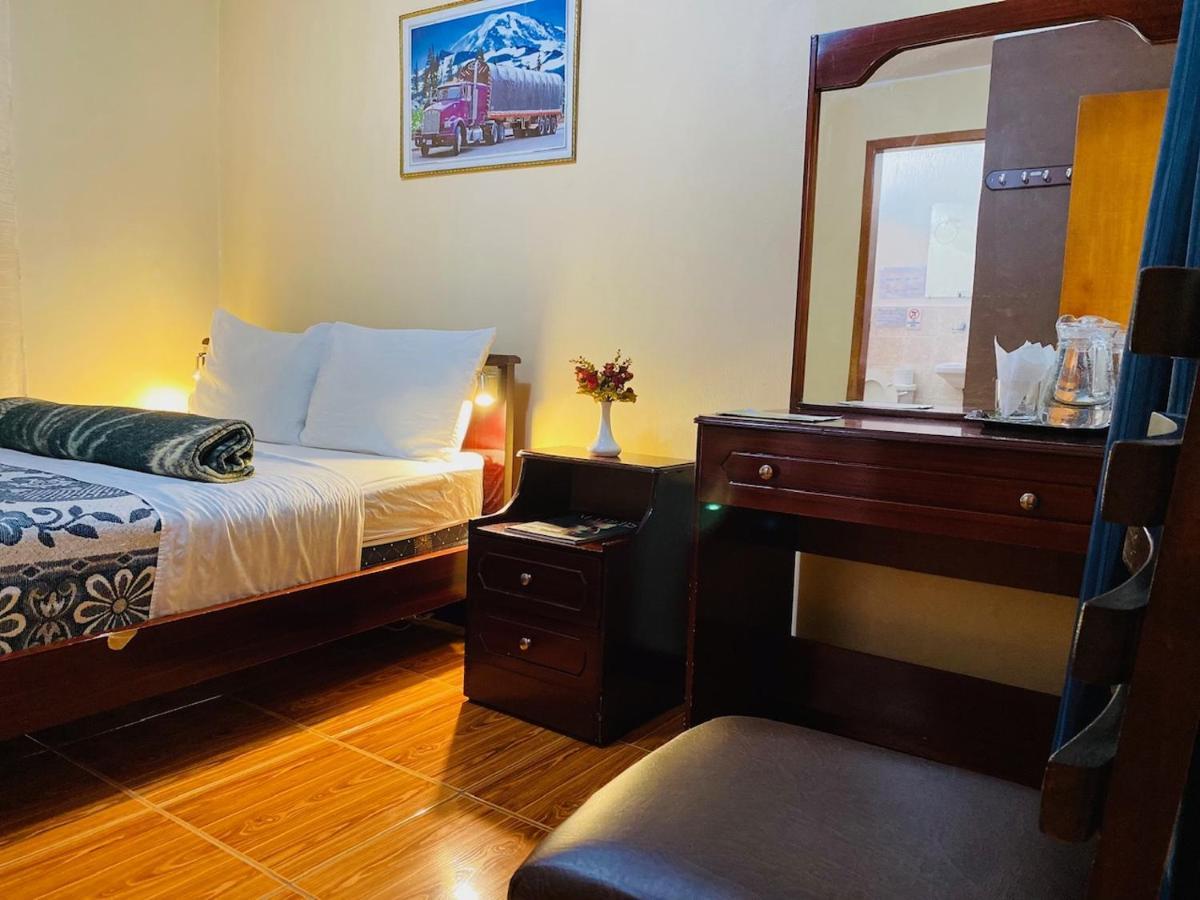 Casa Franciscana Quito Bagian luar foto